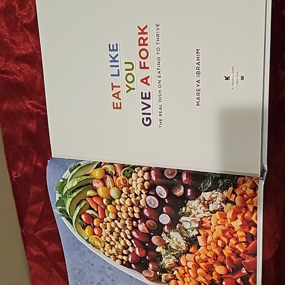 Eat like you give a fork. The real dish on eating to thrive - Picture 7 of 7